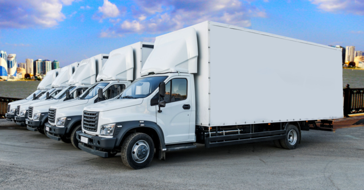 box_truck_shipping_and_logistics_zengistics